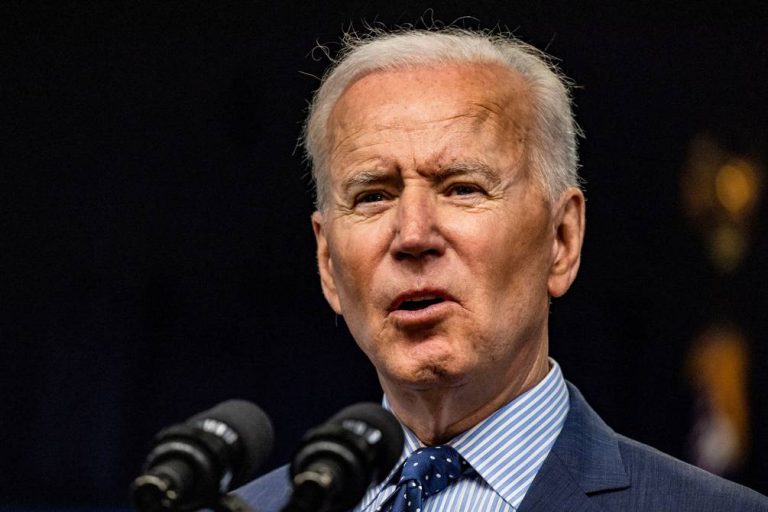 El presidente de Estados Unidos, Joe Biden, sigue la línea dura contra China