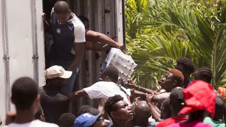 A una semana del terremoto, la gravedad de la crisis humanitaria en Haití aumenta