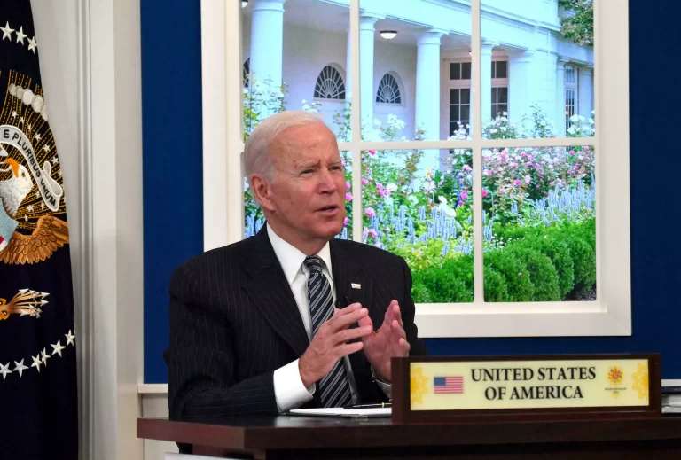 Joe Biden critica las acciones de China en el Estrecho de Taiwán ante la cumbre de la ASEAN