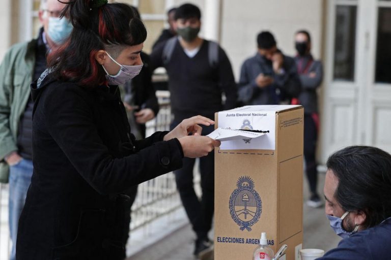 Elecciones legislativas en Argentina: qué candidato gana en la intención de voto, según encuesta